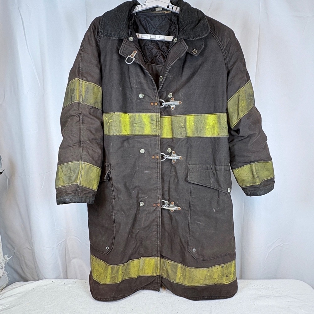 Vintage Firefighter Turnout Bunker Coat Jacket BATTALION CHIEF ERNST Black 44